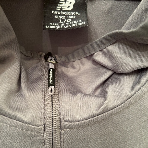 ✨ 2/$30 ✨ New Balance Sportswear Hoodie Sweater with Zip, NWOT - Picture 2 of 5